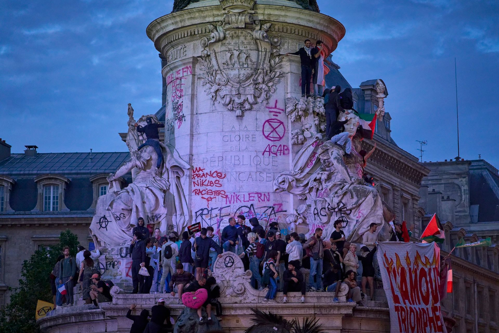 Prediction Markets and Polls Both Got the French Election Wrong