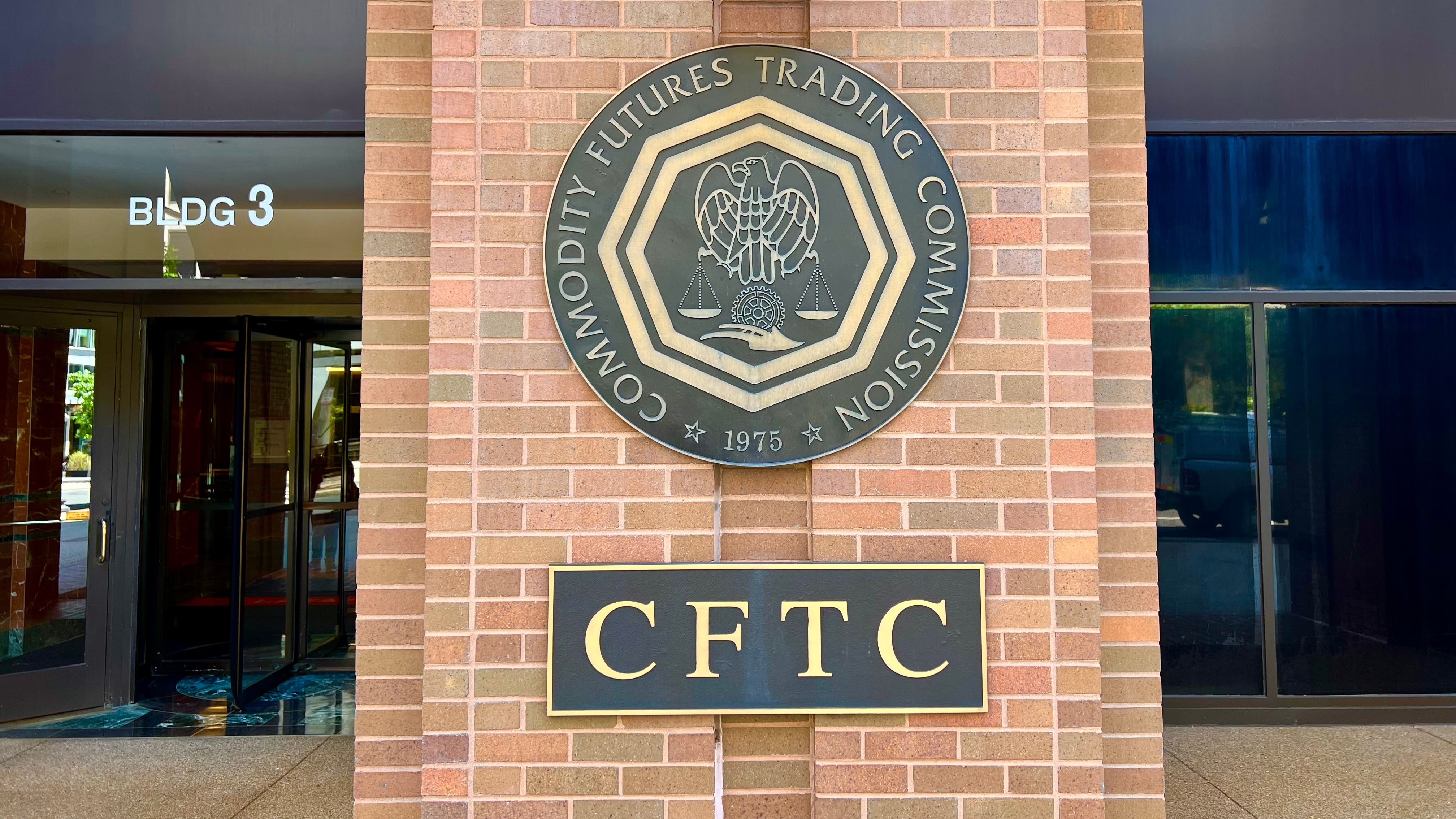 CFTC Subcommittee Sends Up Recommendations for Letting Firms Use Tokenized Shares as Collateral: Bloomberg