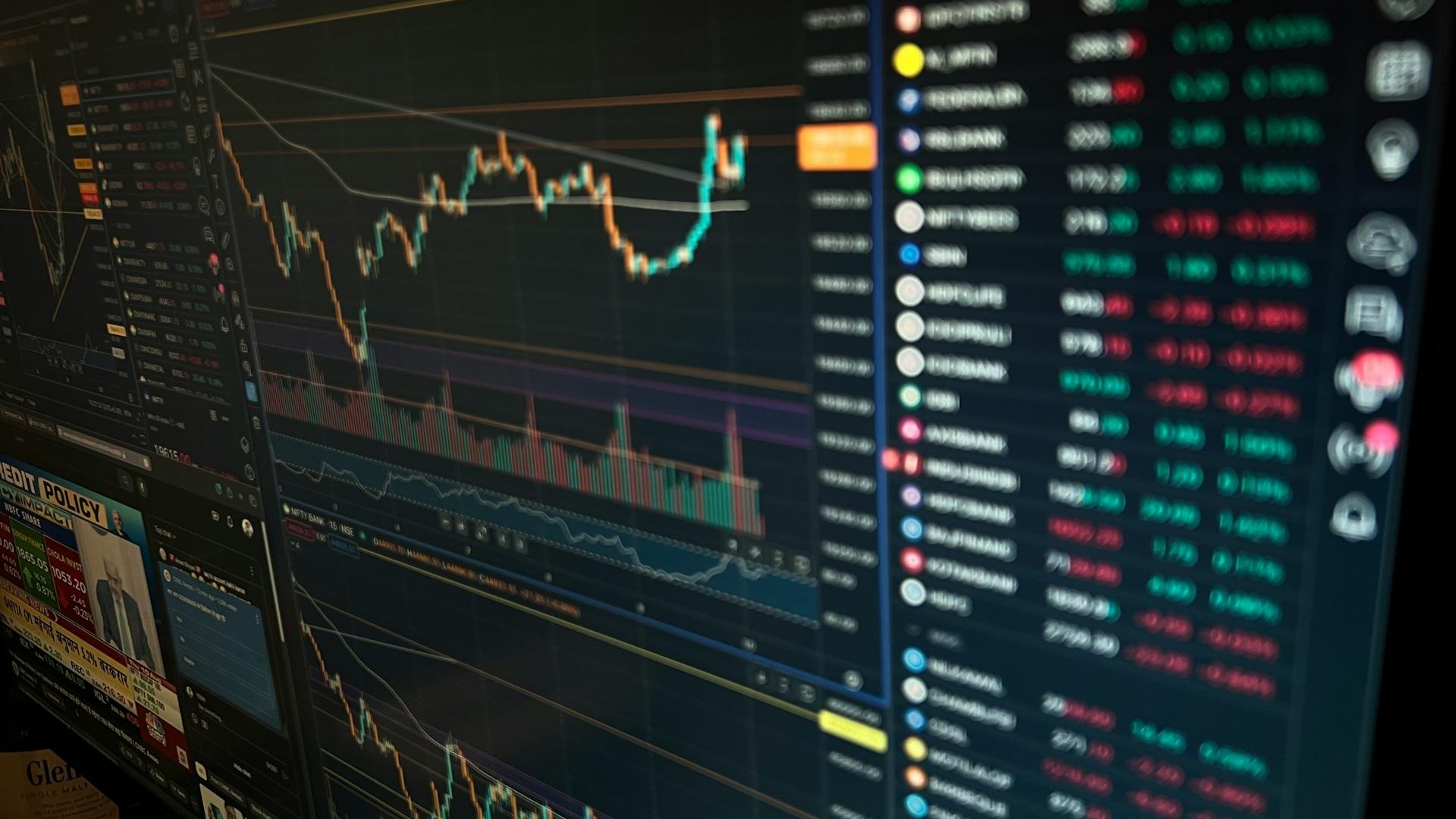 比特币现货ETF单周吸金8.53亿美元 贝莱德IBIT独占鳌头