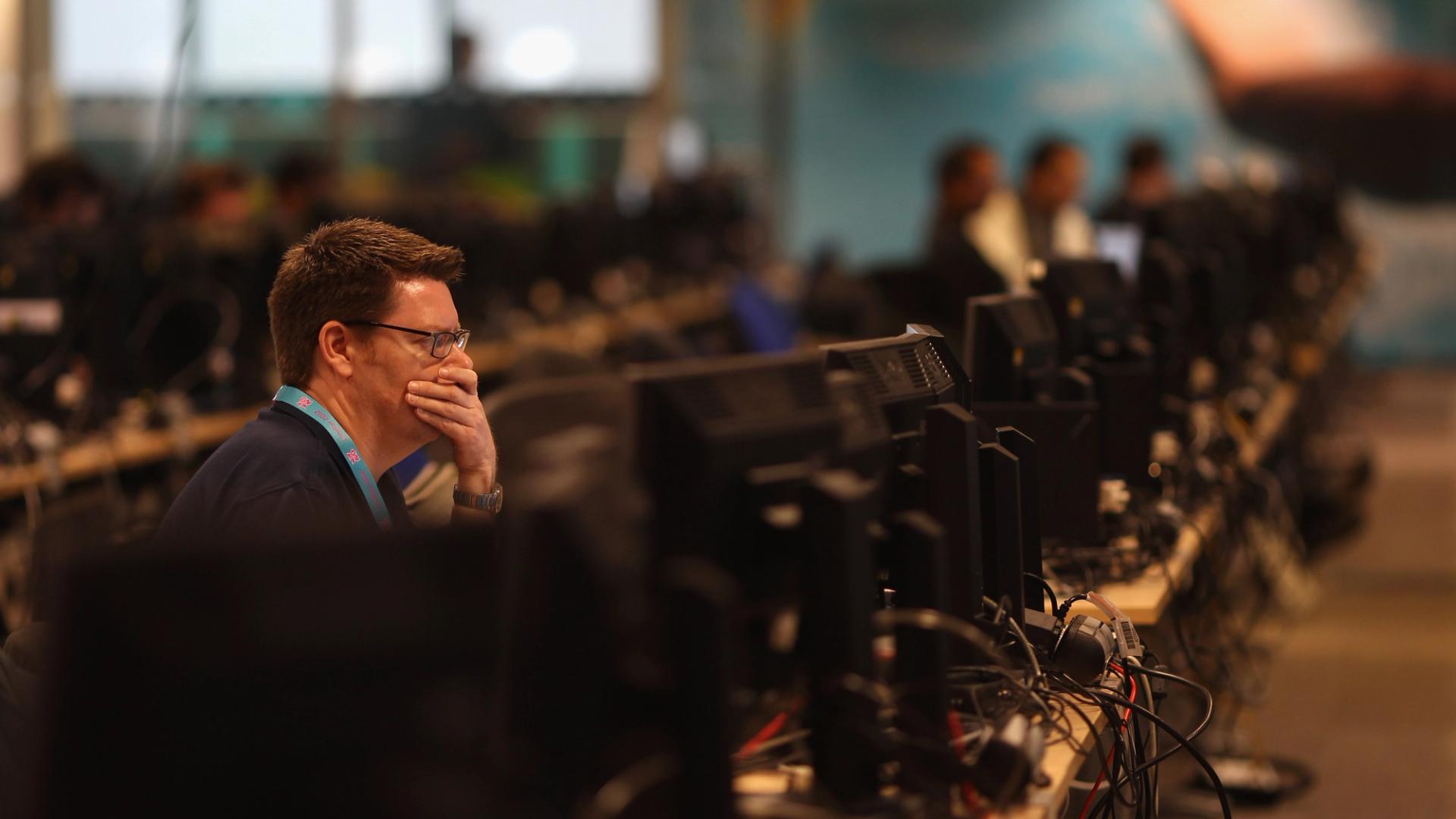 Defi Hacker 'DeFi is dead': Here is how crypto community is reacting after massive ...