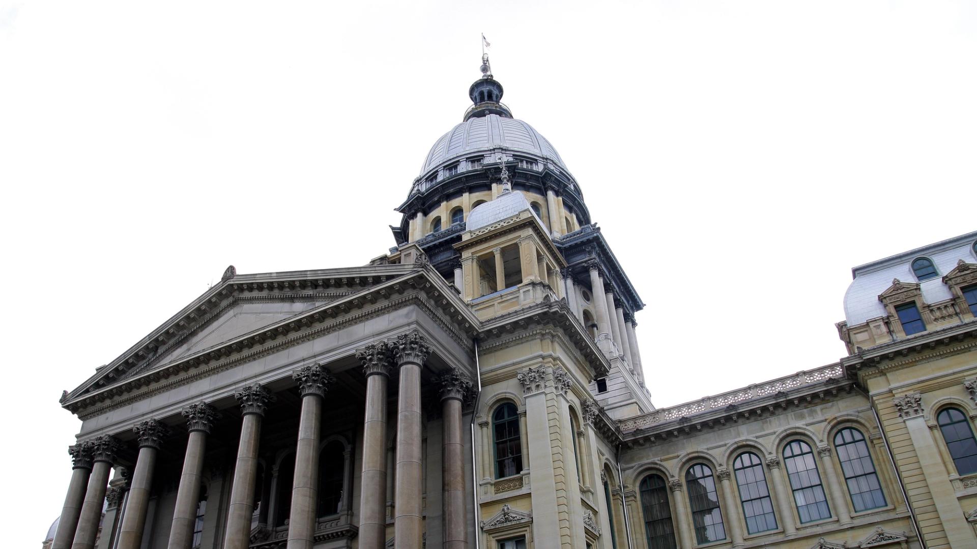 Illinois Delays 0.2% Crypto Tax Six Months as Legal Battle Continues