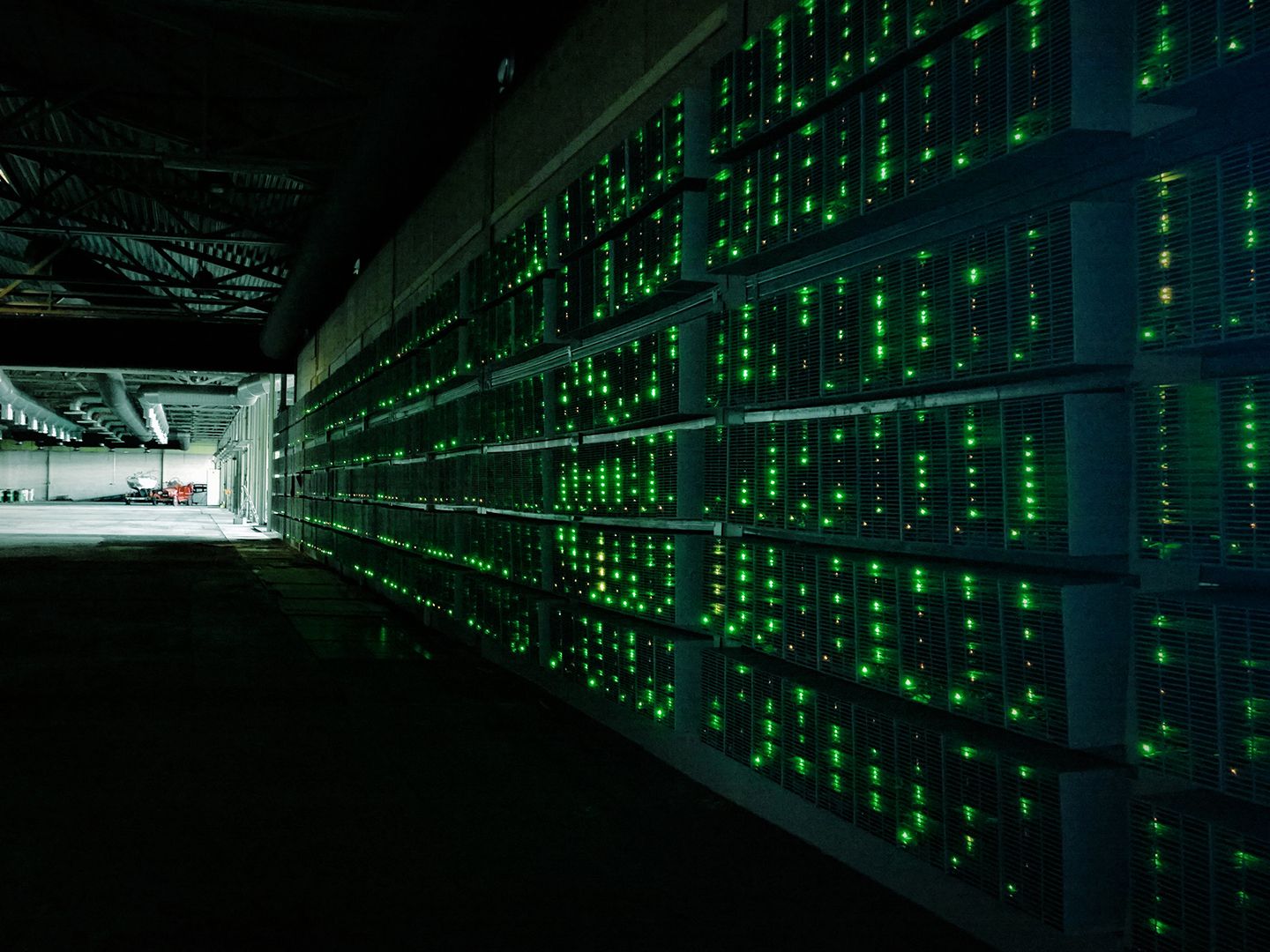 Bitcoin Miner Iris Energy Faces Default Claim on $103M of Equipment Loans