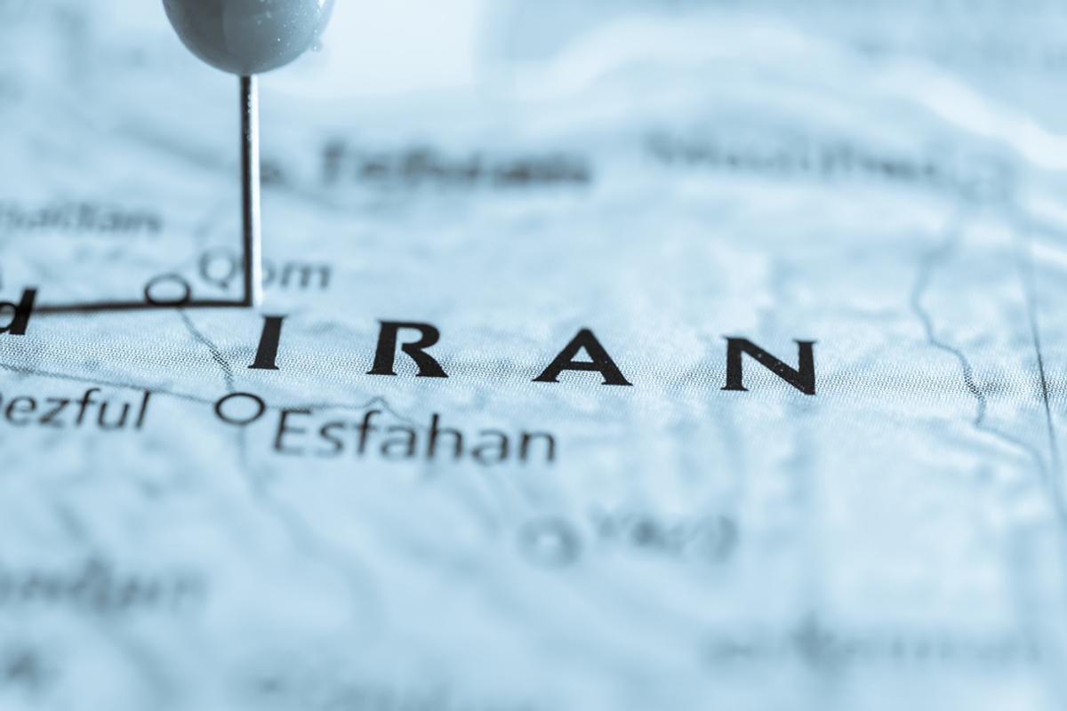 Trump's Iran pledge underpins crypto gains as bitcoin bears face.
