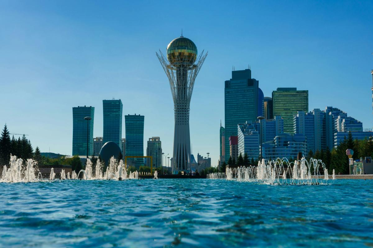 Kazakhstan court bars Coinbase, five others from unlicensed crypto.