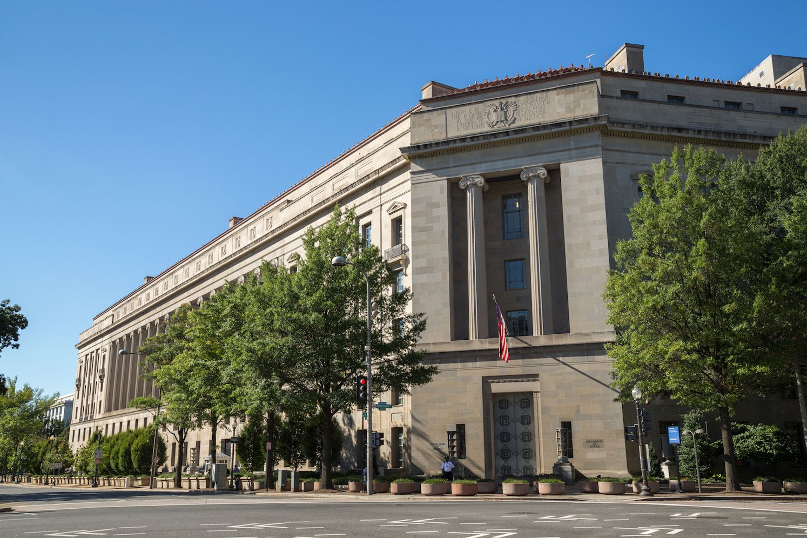 DOJ’s $225M Seizure Puts Human Cost of Crypto Scams in Focus, Former Acting U.S. Attorney Says DOJ’s $225M Seizure Puts Human Cost of Crypto Scams in Focus, Former Acting U.S. Attorney Says