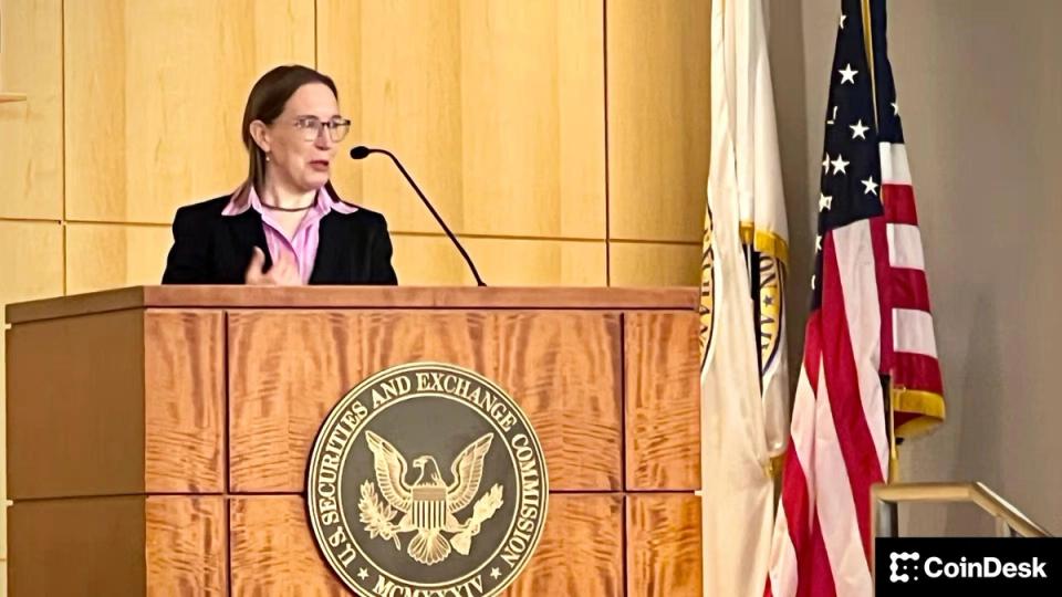 SEC Commissioner Peirce counters views that crypto rule will foster synthetic tokens SEC Commissioner Peirce counters views that crypto rule will foster synthetic tokens