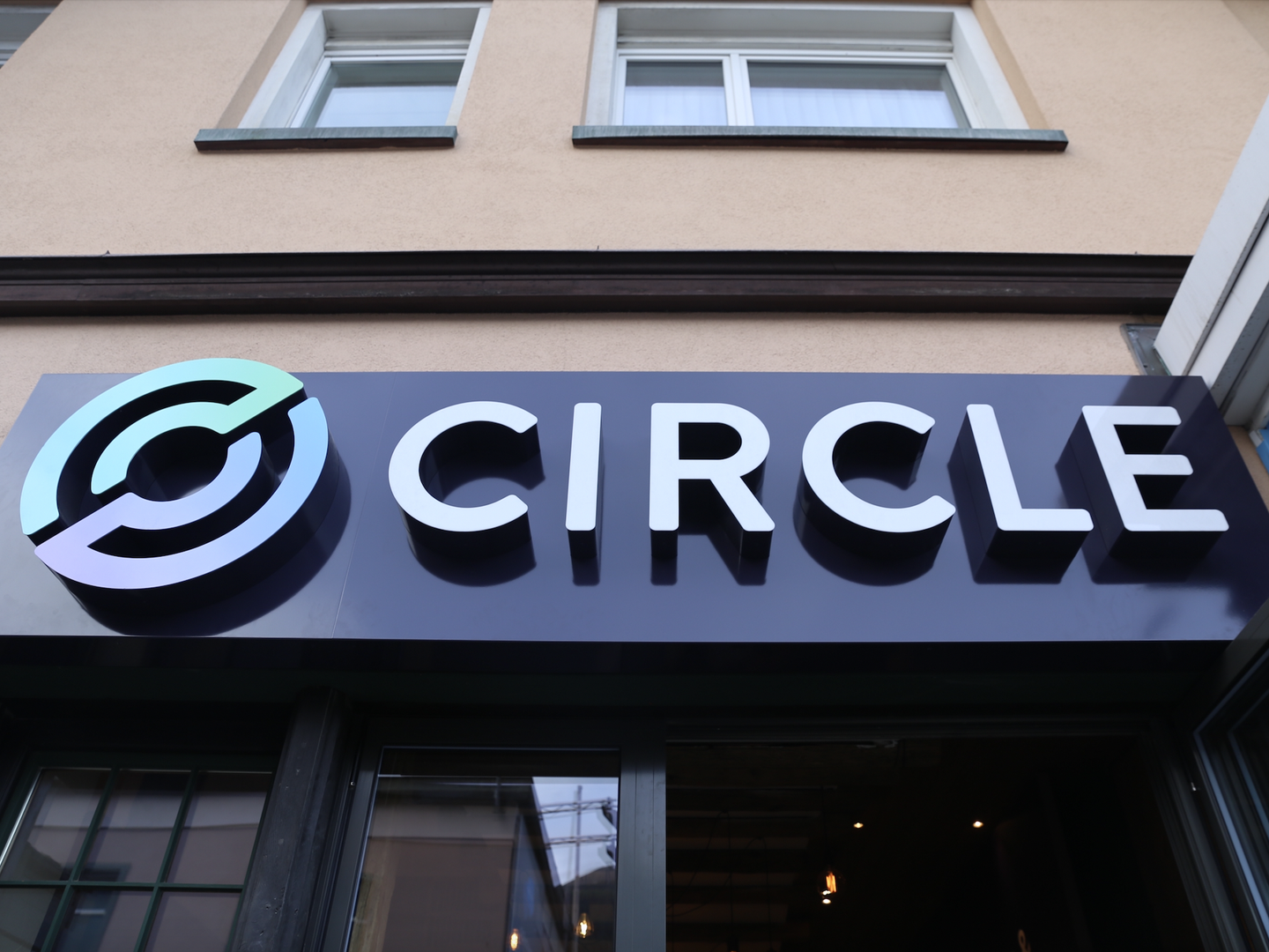 Alibaba Founder-Backed Ant Group to Integrate Circle’s USDC on Its Blockchain Alibaba Founder-Backed Ant Group to Integrate Circle’s USDC on Its Blockchain