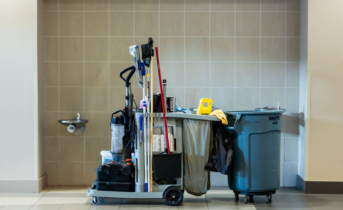commercial cleaning commercial interviewGuide