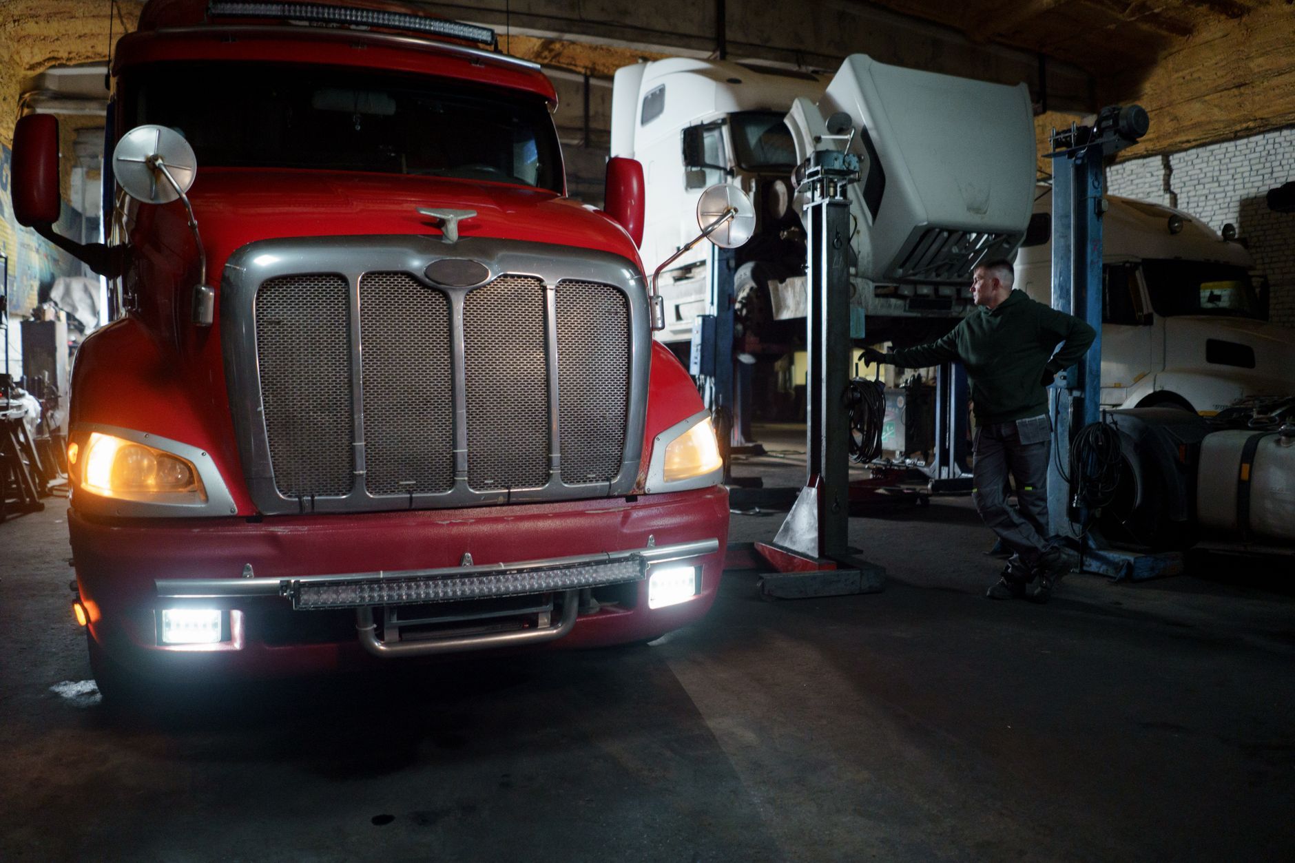 Commercial Trucking - Salary Guide