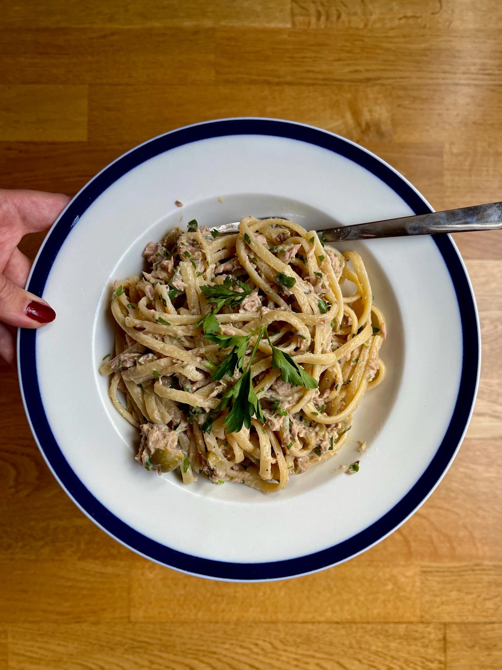 Tonnikala-carbonara