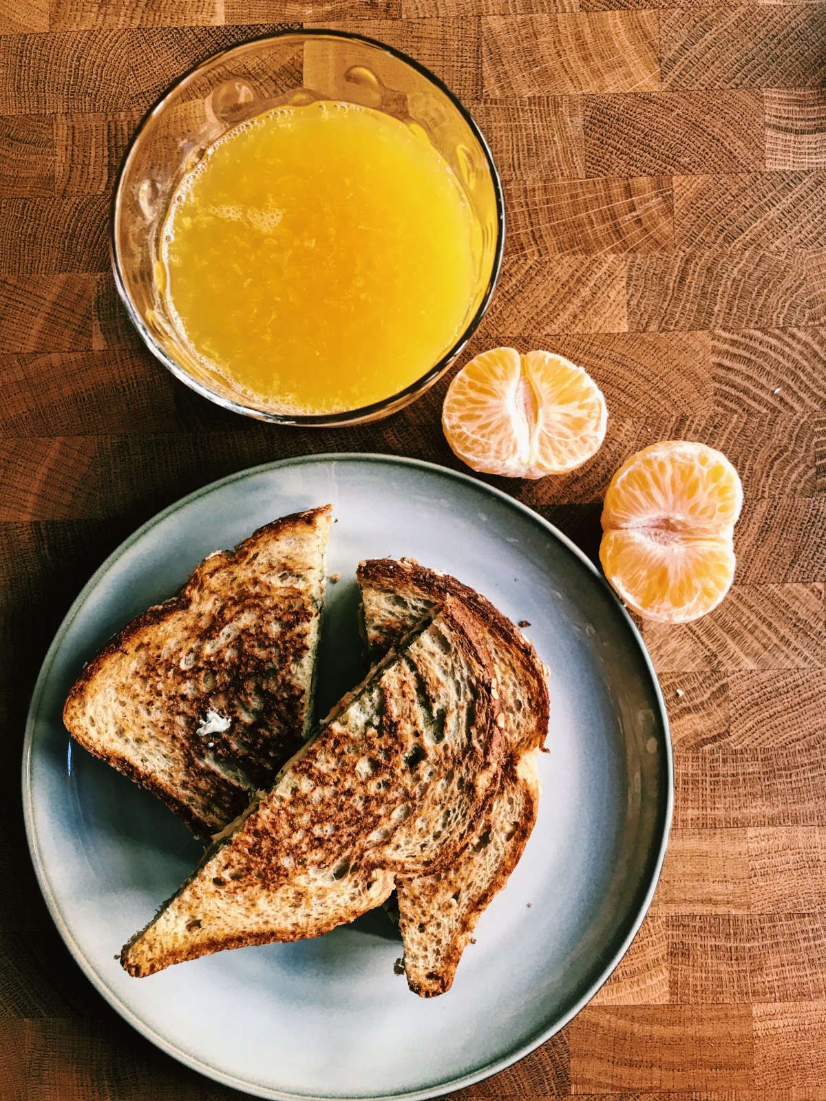 Pesto-toastit