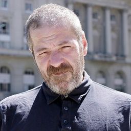 Retrato de Carlos Busqued