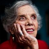 Retrato de Elena Poniatowska