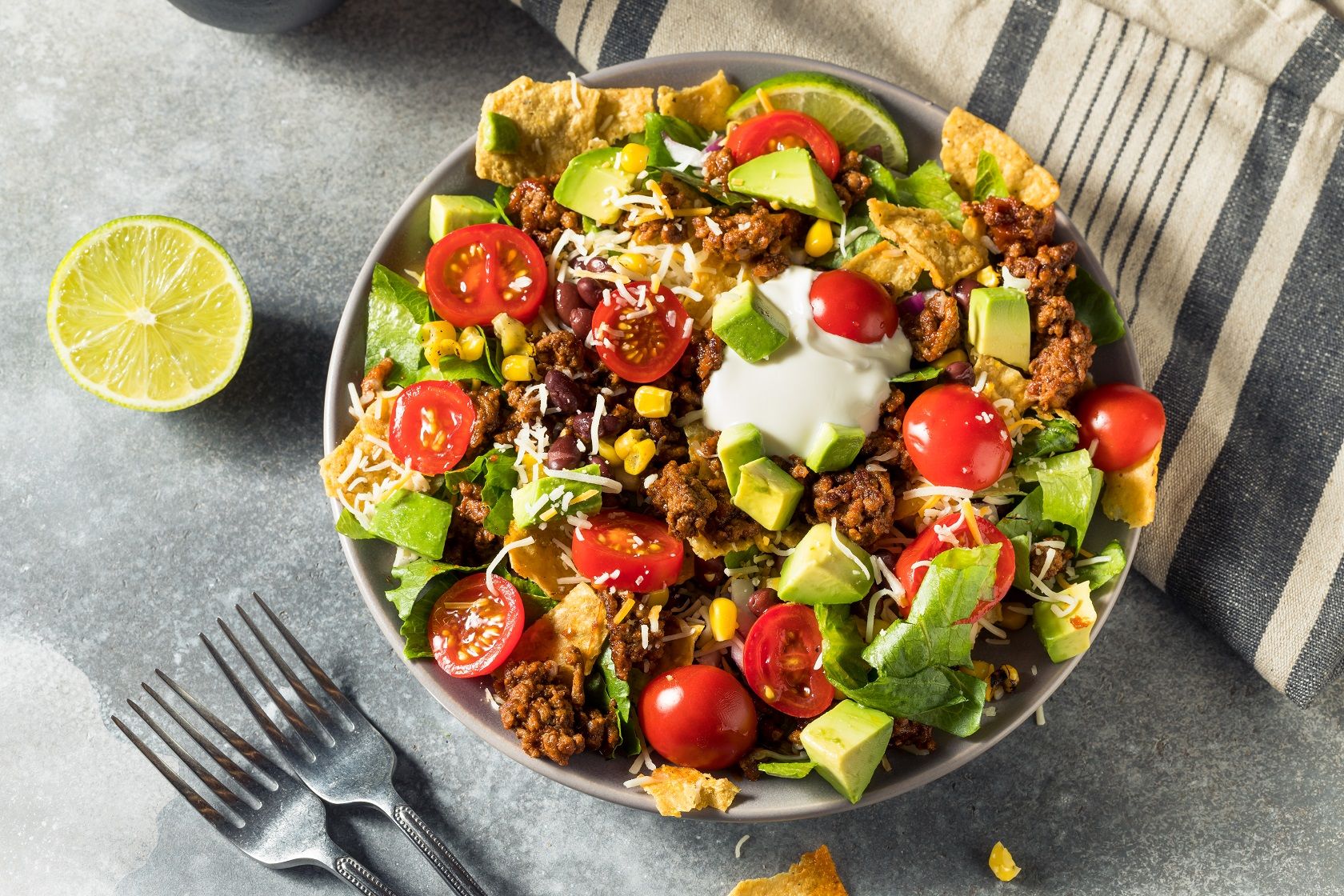 Delicious & Nutritious Taco Salad: Low Calorie, High Protein Recipe ...