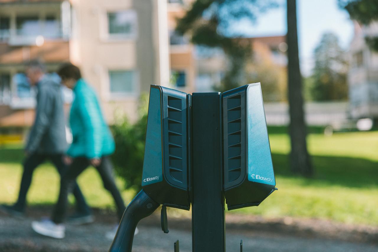 bilde av ladeboks i borettslag