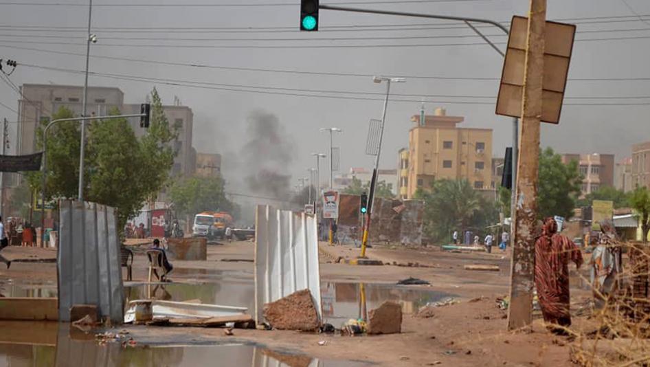 Ola Hassanain with Jasour Abu-Elgasim, Gada Kadoda, Osman El Kheir, Ahmed Mahmoud, and Mayada Abdelazim