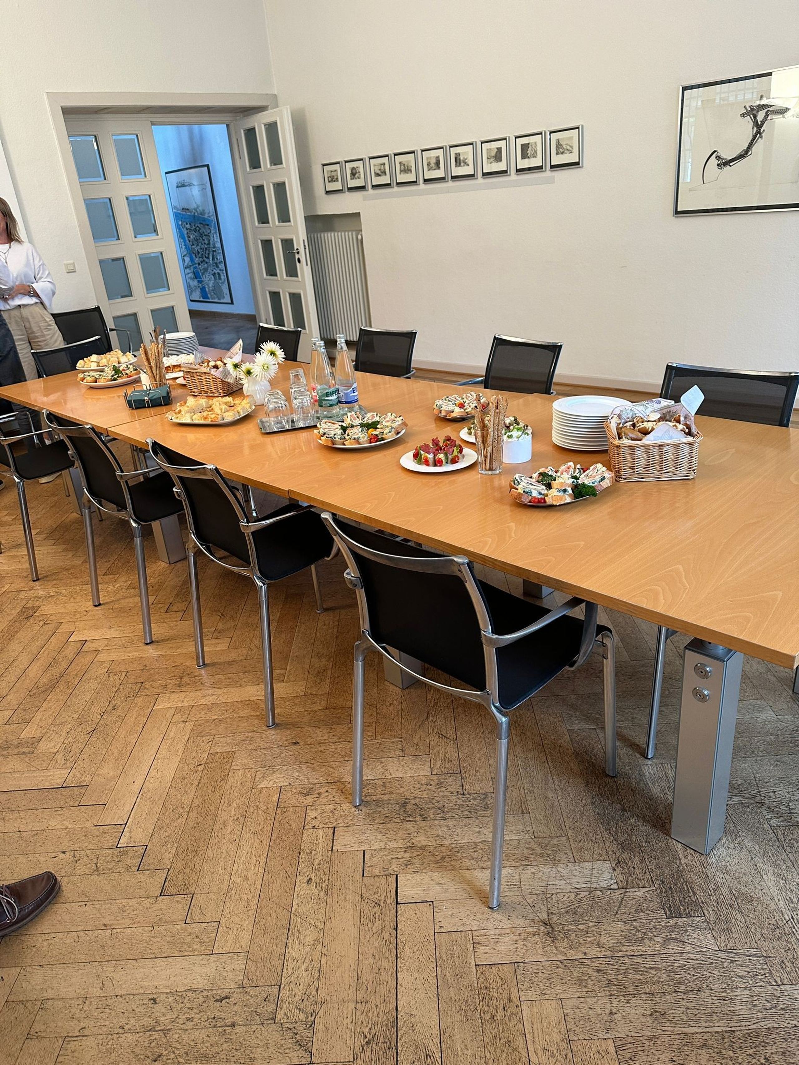 Die gedeckte Tafel für die Feier