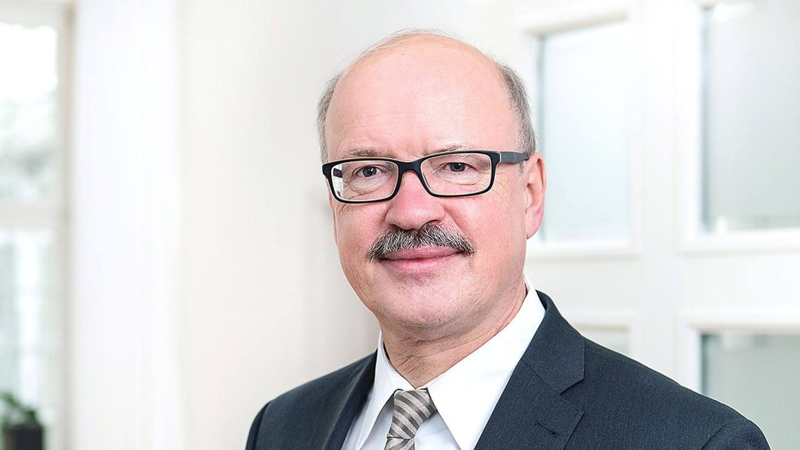 Dr. jur. Gerd Uhlich