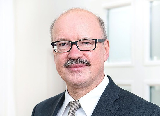 Dr. jur. Gerd Uhlich