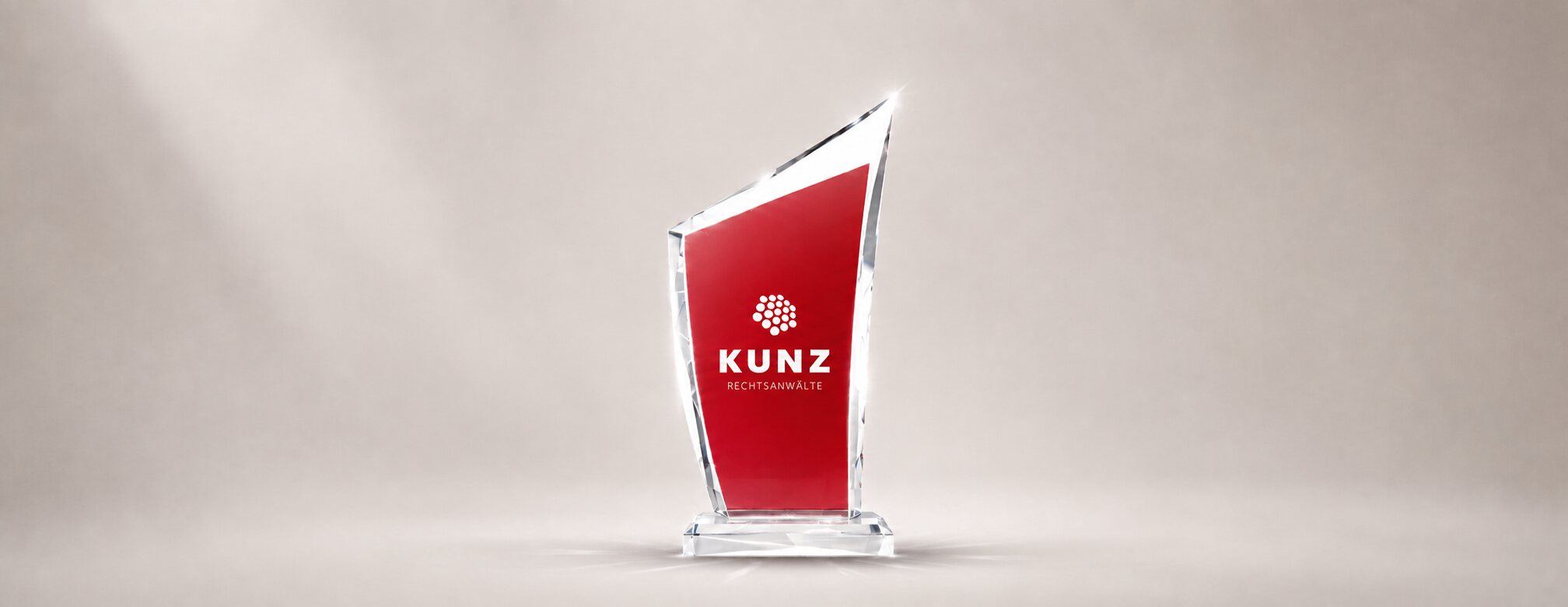 iurratio awards 2026 | KUNZ erneut als "Bester Arbeitgeber für das Referendariat - Region Westen" nominiert