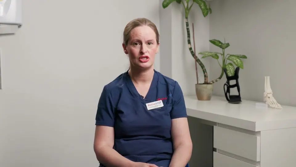 Active Step podiatrist Gemma explaining how custom orthotics are measured