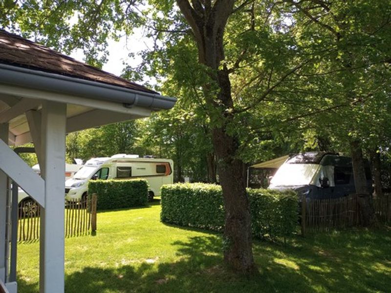 Naturcamping Uffenheim am Freibad – Foto 2