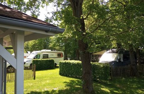 Naturcamping Uffenheim am Freibad – Foto 2