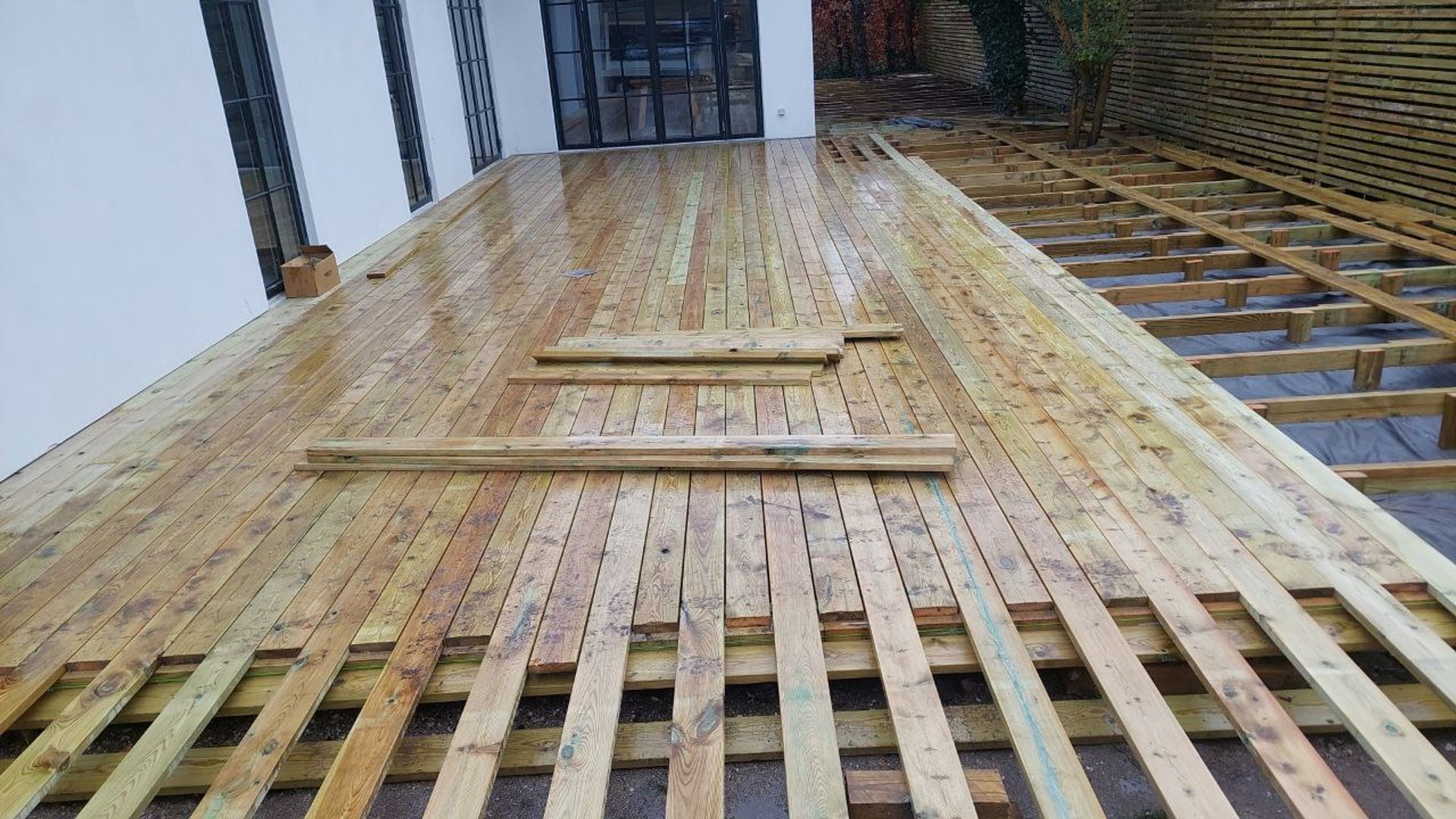 Opbygning af terrasse med bærende konstruktion