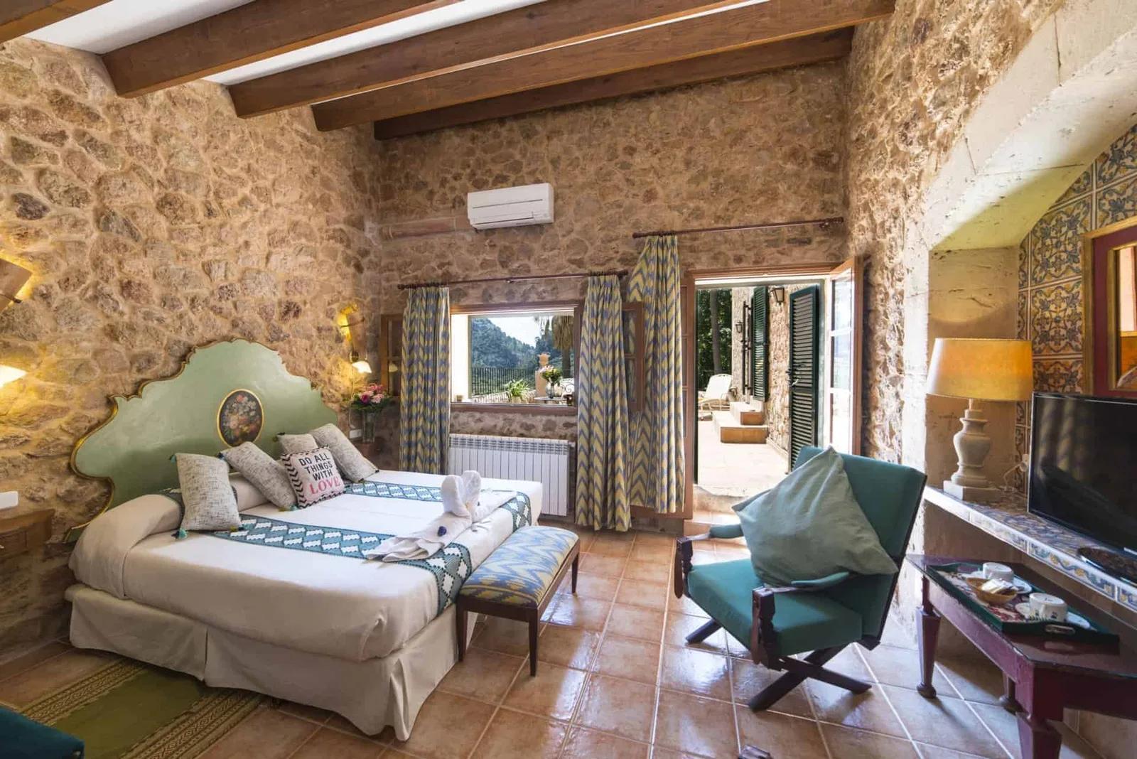 Natural-Stone Finca in the East – Photo 21