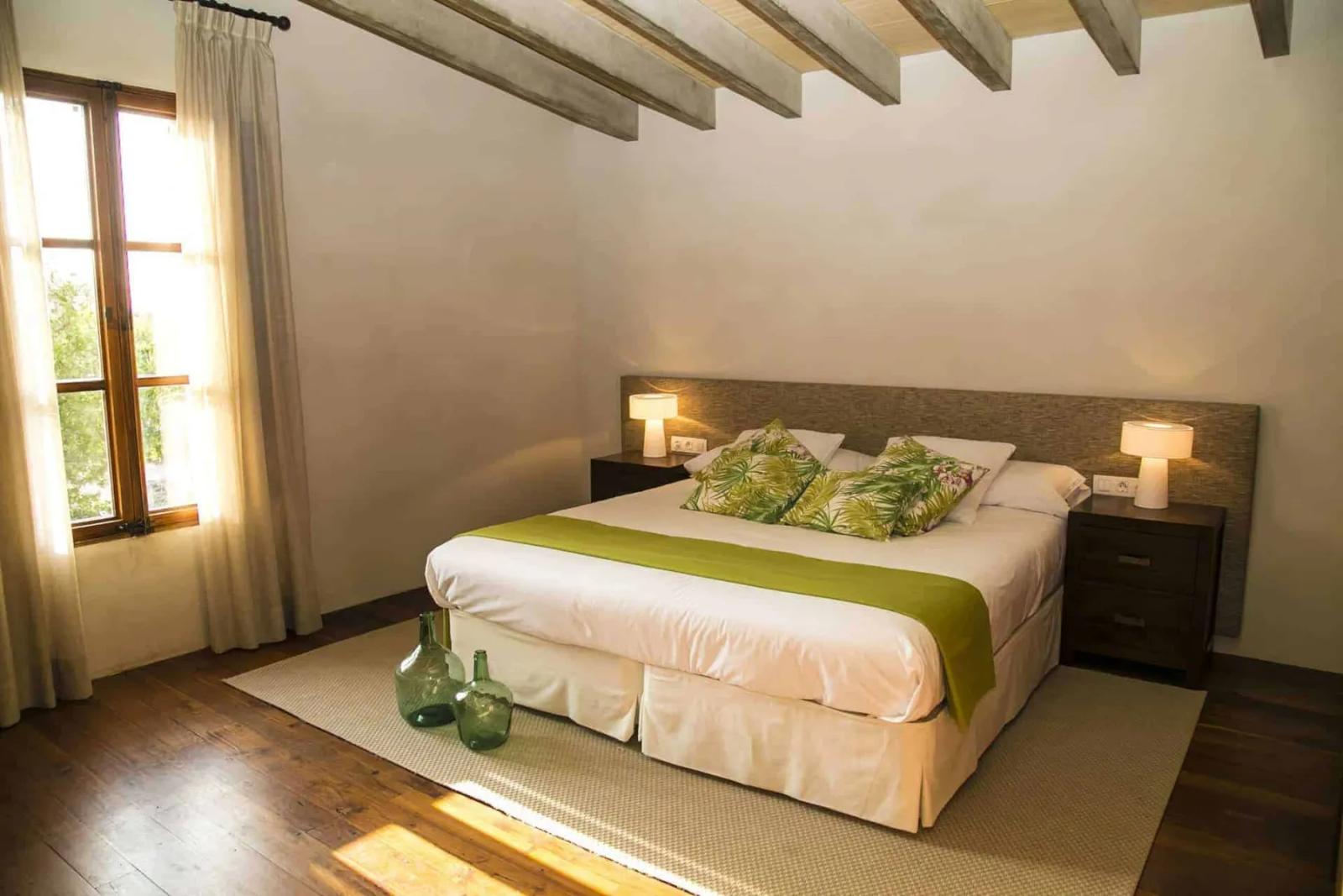 Modern Villa in Finca Style – Photo 2