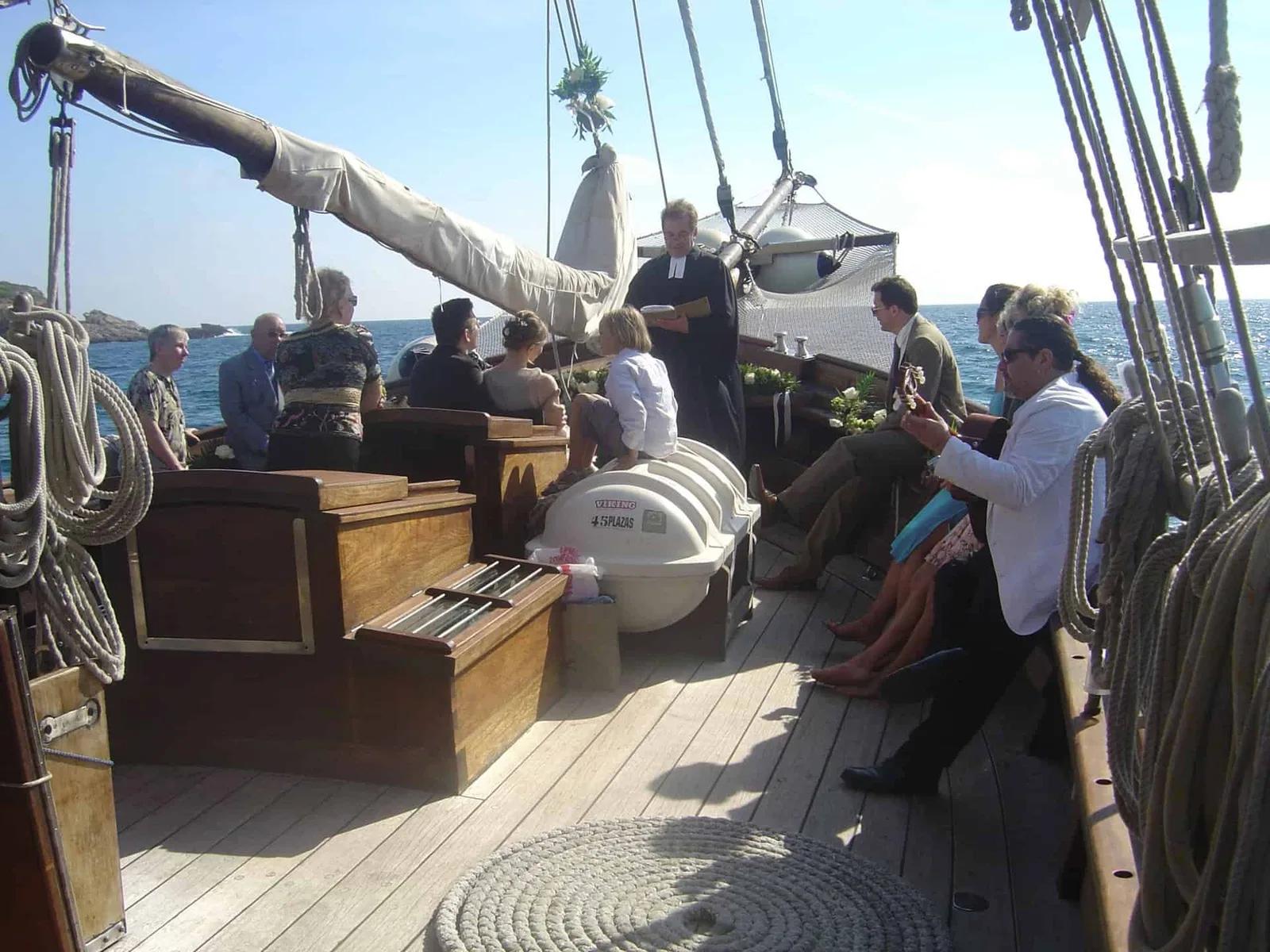 Vintage Sailing Yacht on the Mediterranean – Photo 14