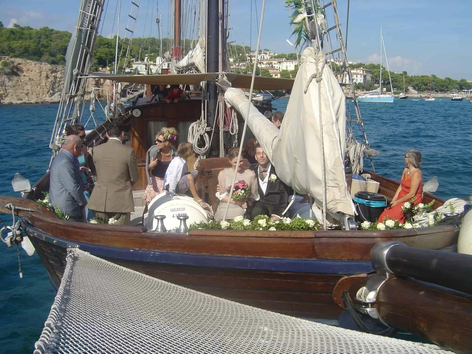 Vintage Sailing Yacht on the Mediterranean – Photo 4