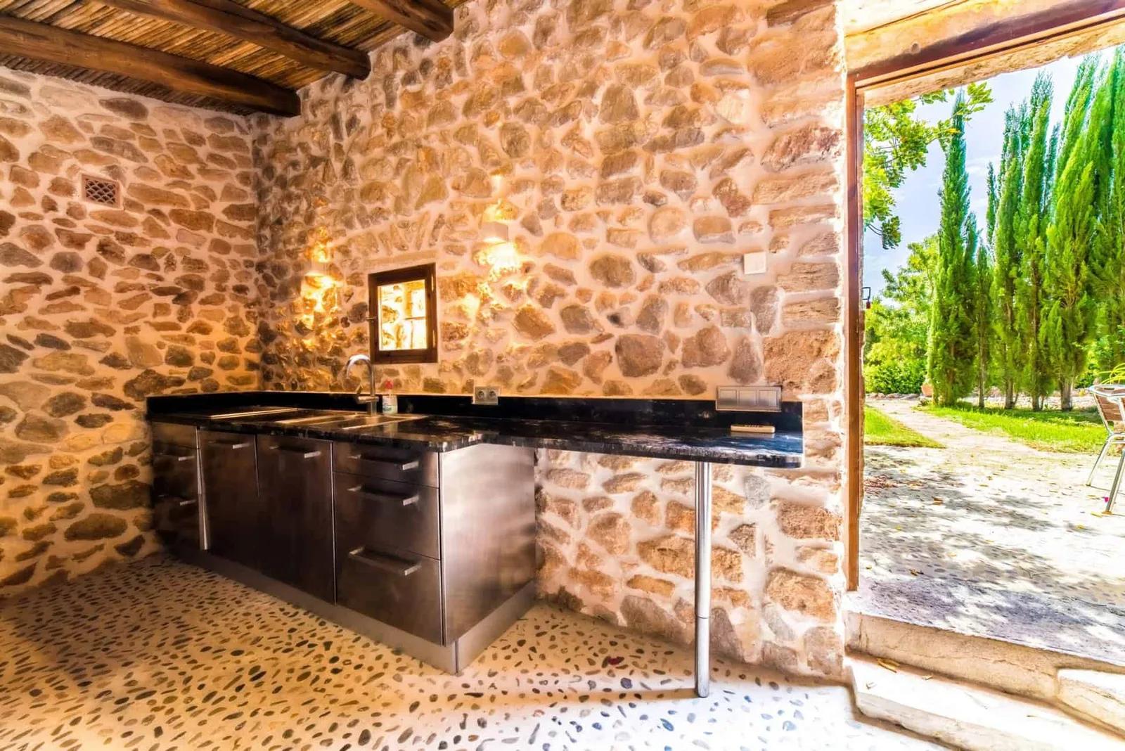 Natural-Stone Finca in the East – Photo 10