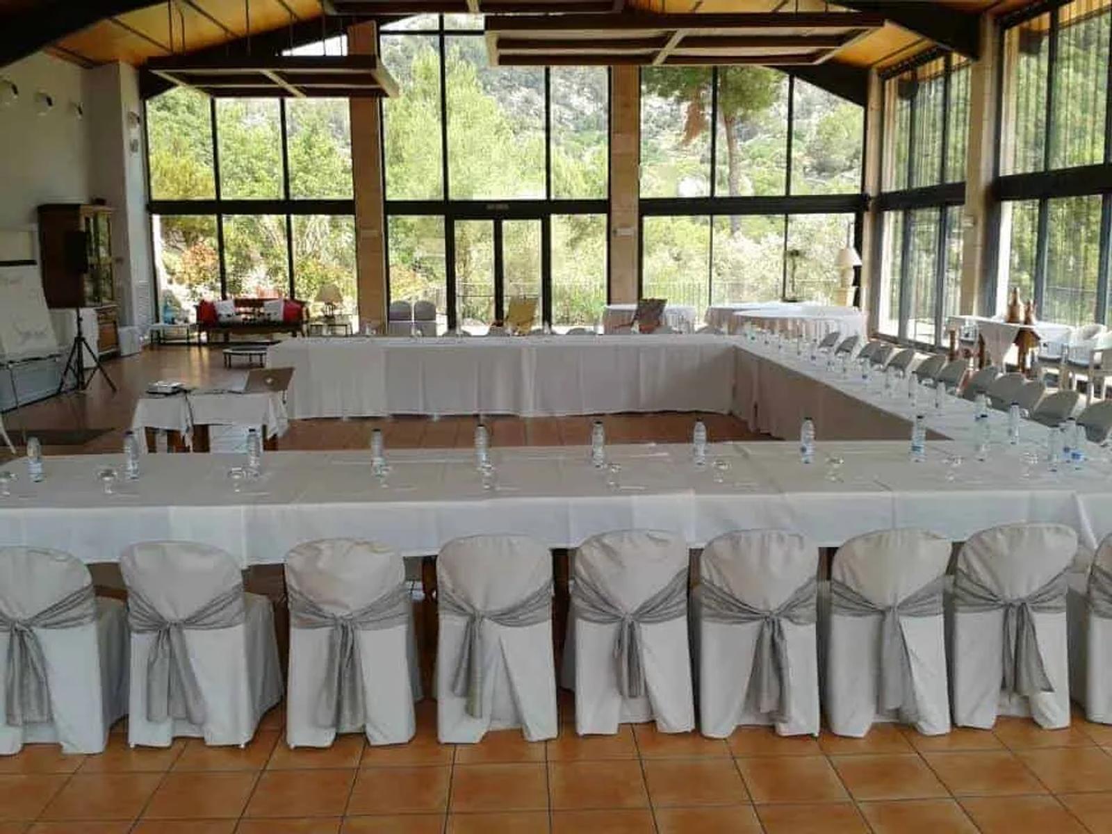 Romantic Hotel in the Mountains – Photo 11