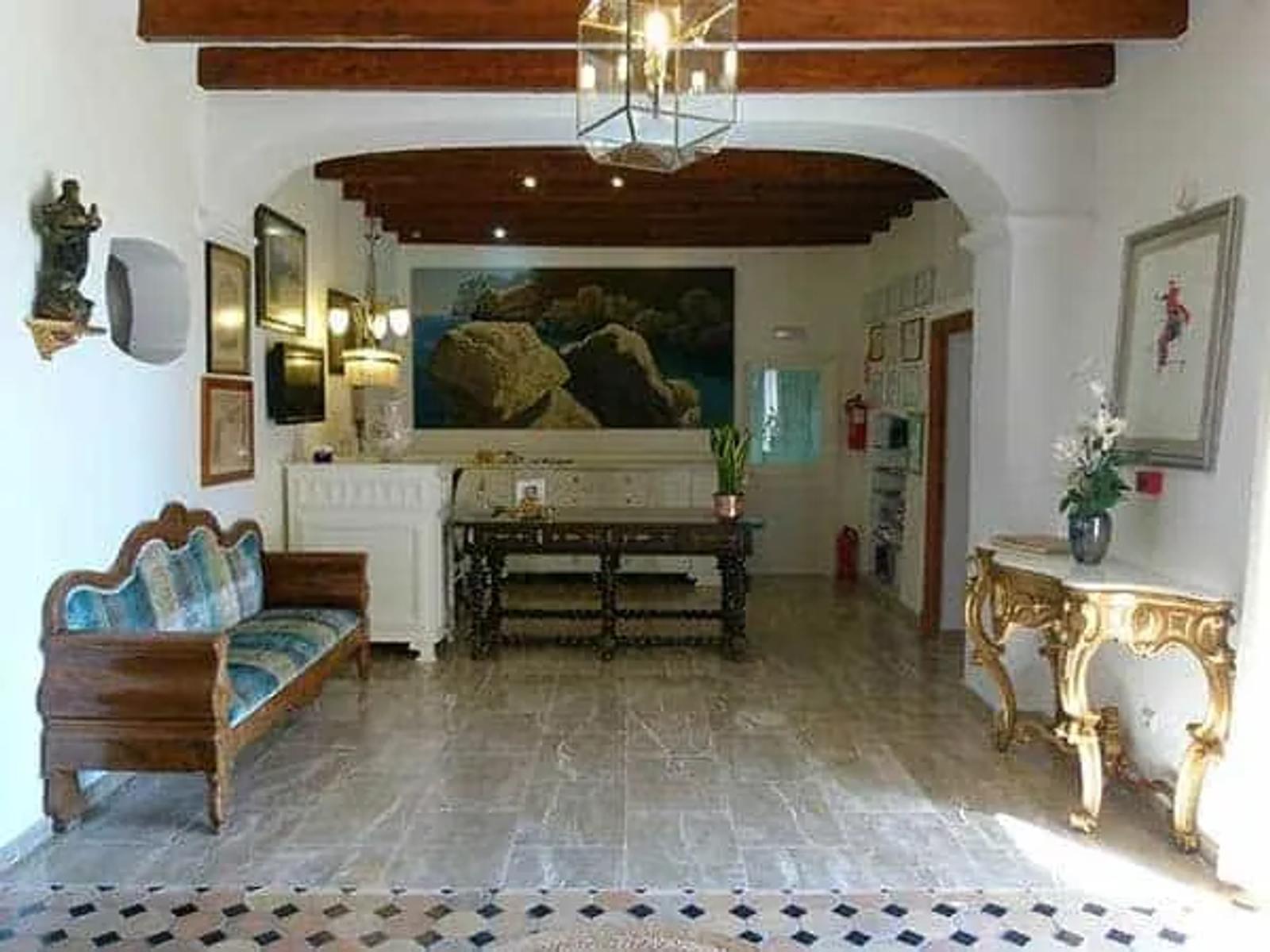 Romantic Hotel in the Mountains – Photo 10
