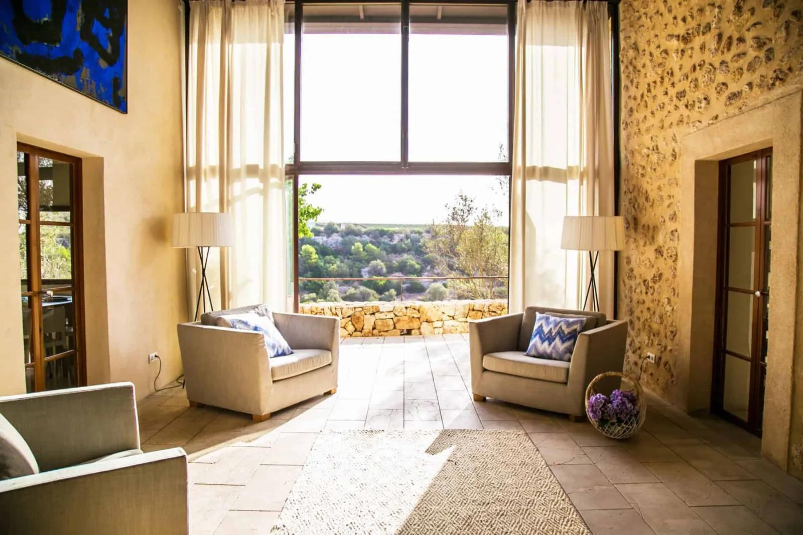 Modern Villa in Finca Style – Photo 5