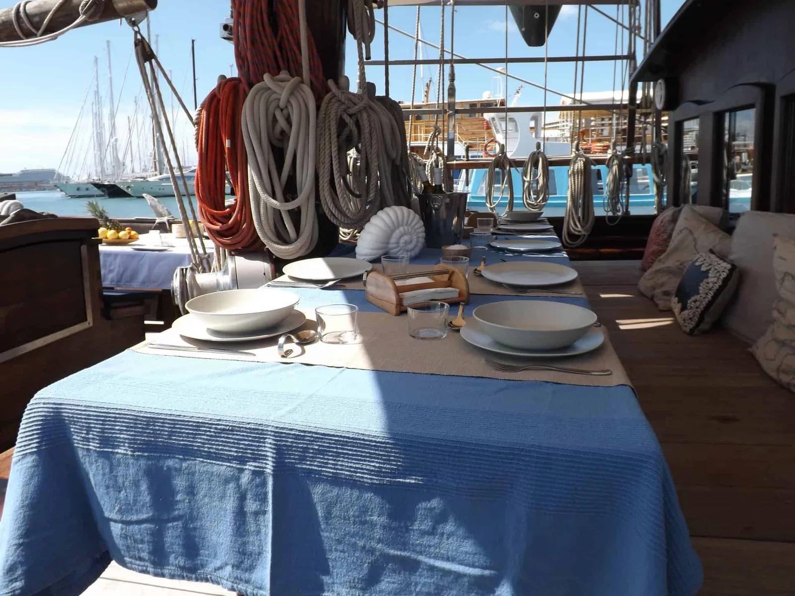 Vintage Sailing Yacht on the Mediterranean – Photo 7