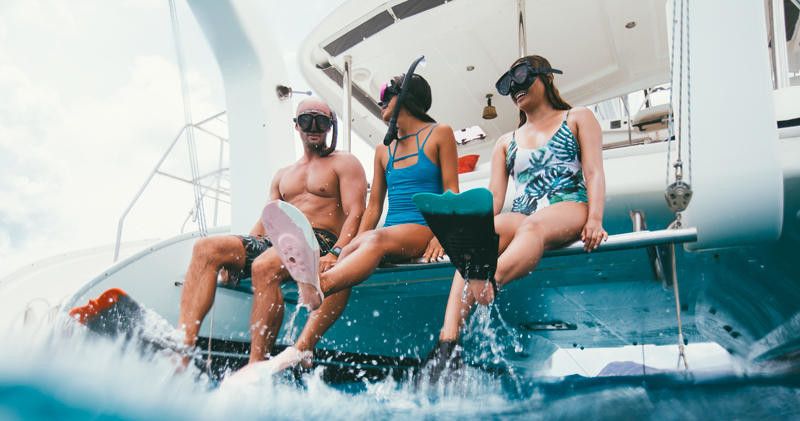 MANAKAHI — MANA Cruises + Charters