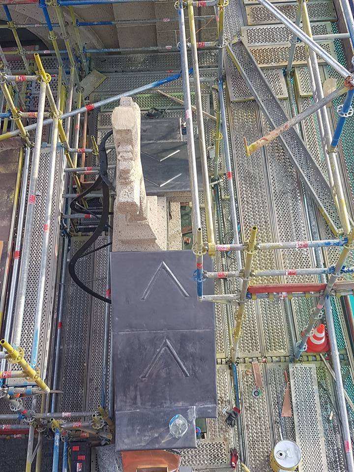Travail du plomb — chantier ART'COUV (2/4)