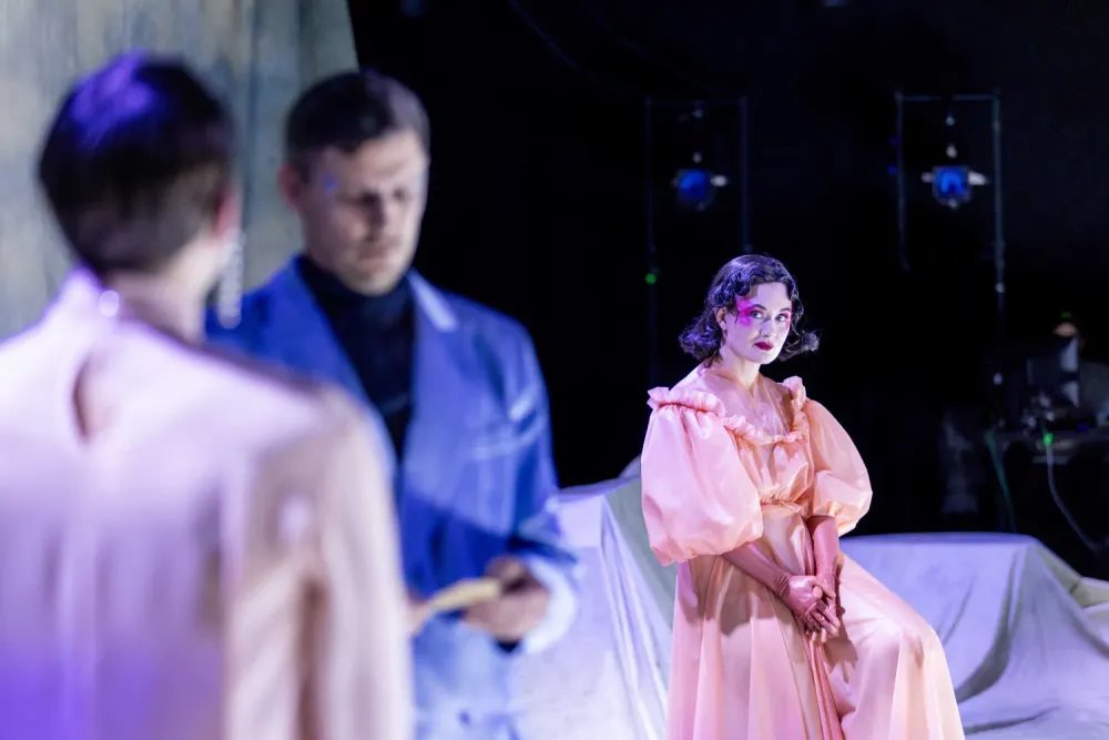 Top Theatre & Performance Shows in January Across Europe 