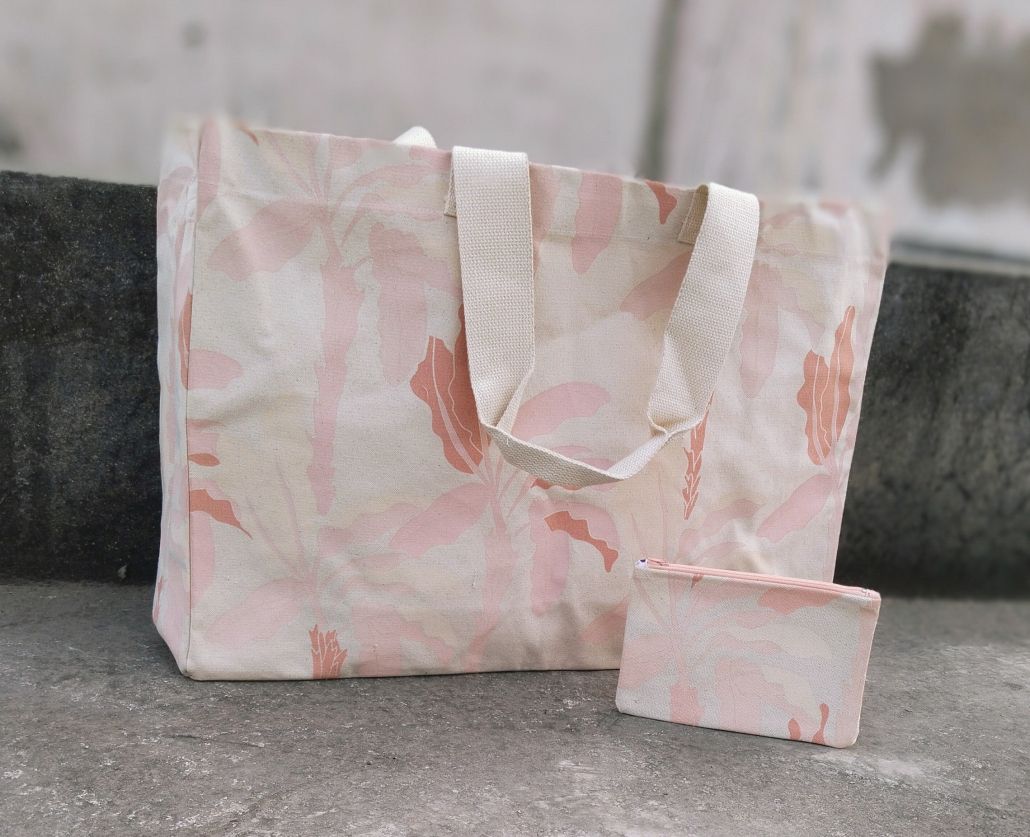 The Beach Day Bundle: Sustainable Essentials for the Shore