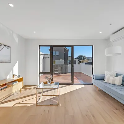 Townhouse in Mt Albert Lounge