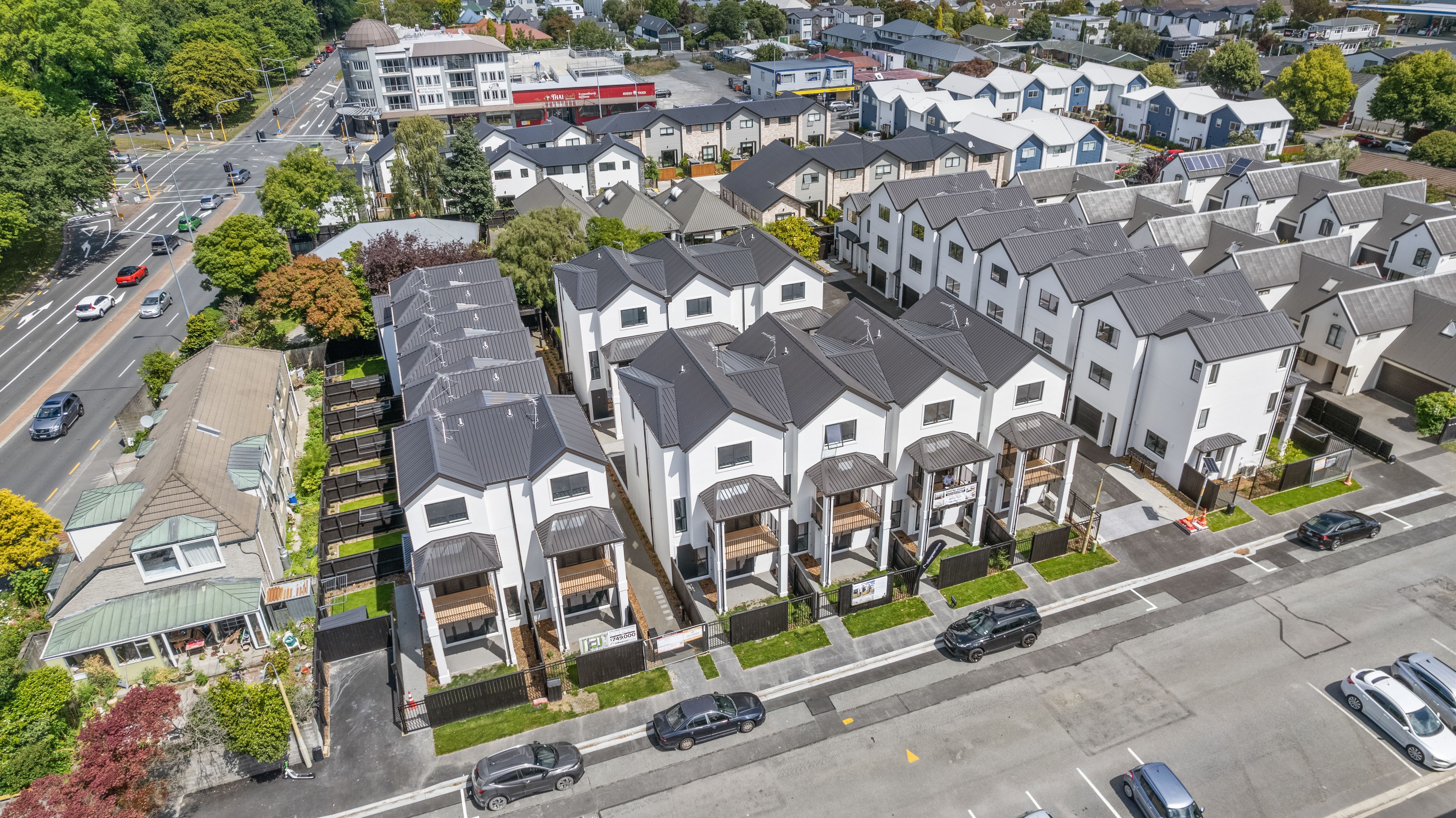 Developer vs Third Party Property Investment Companies