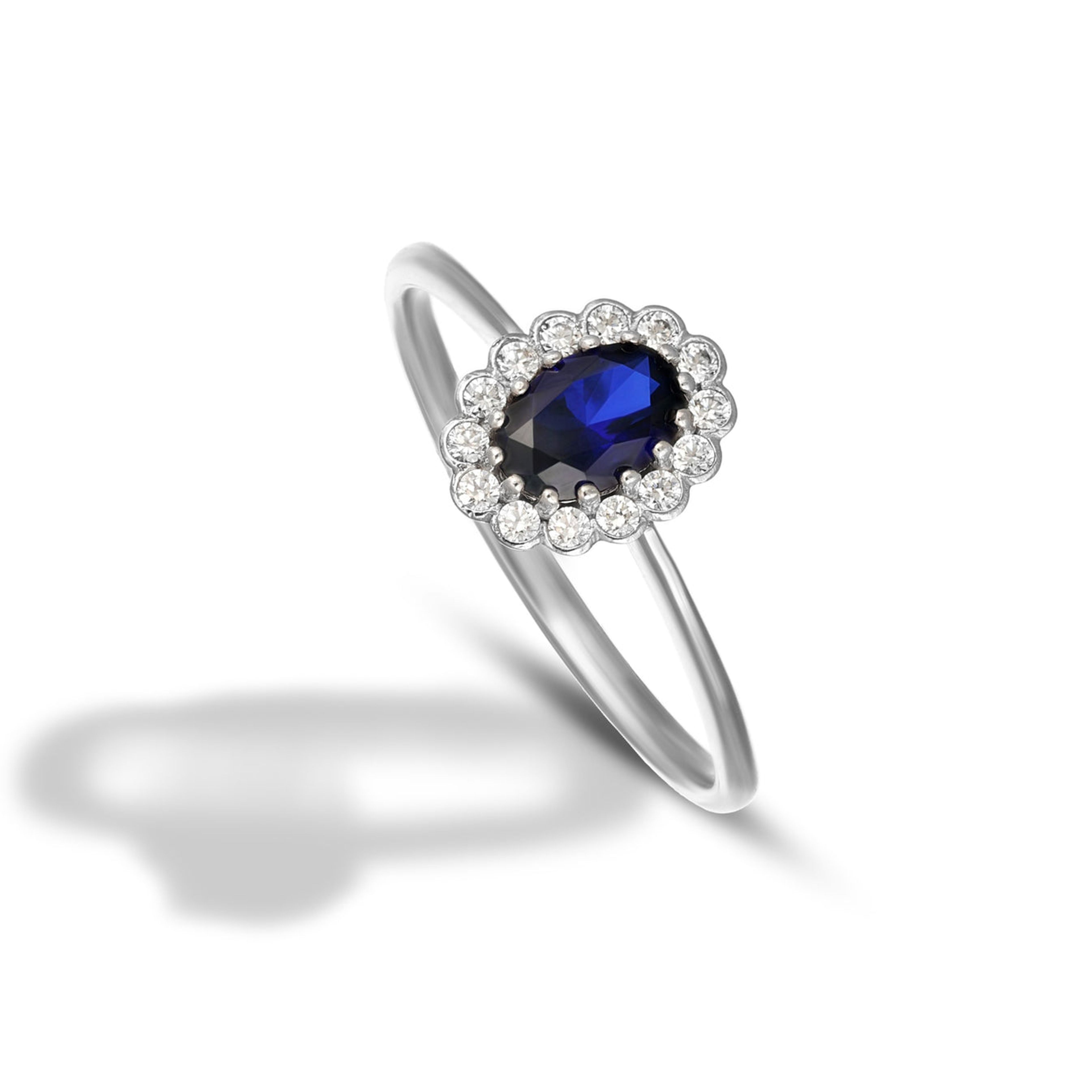 Anello da Donna Collezione Charlotte in oro 9kt