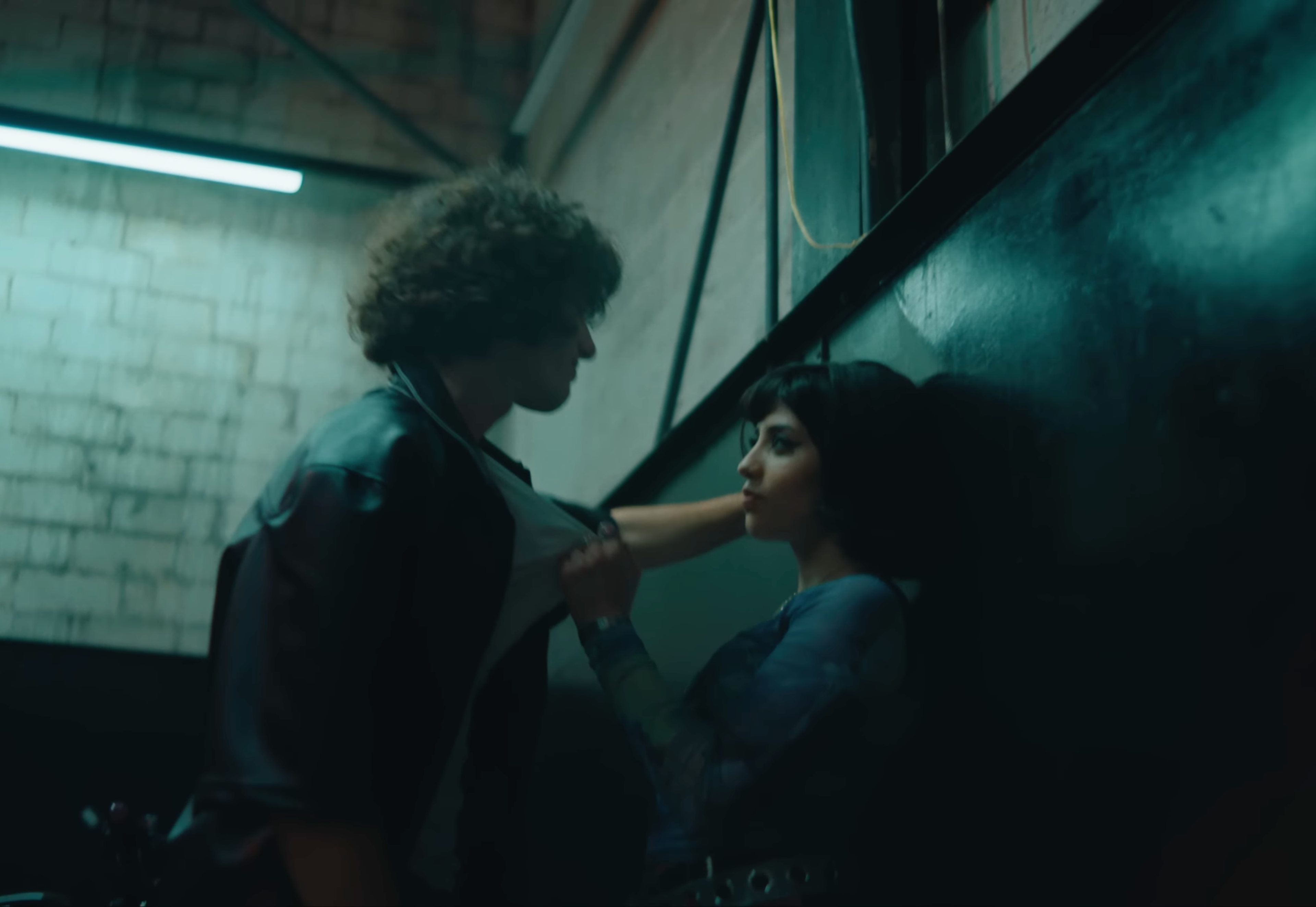 DAVID GUETTA - I DONT WANNA WAIT 