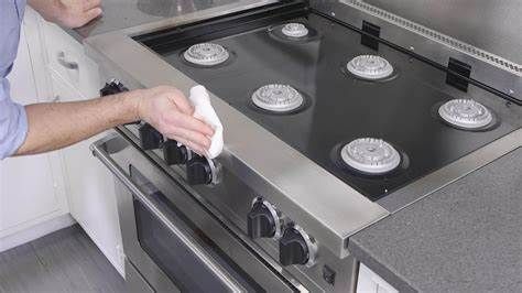 Deep Range Cooker Oven Cleaning