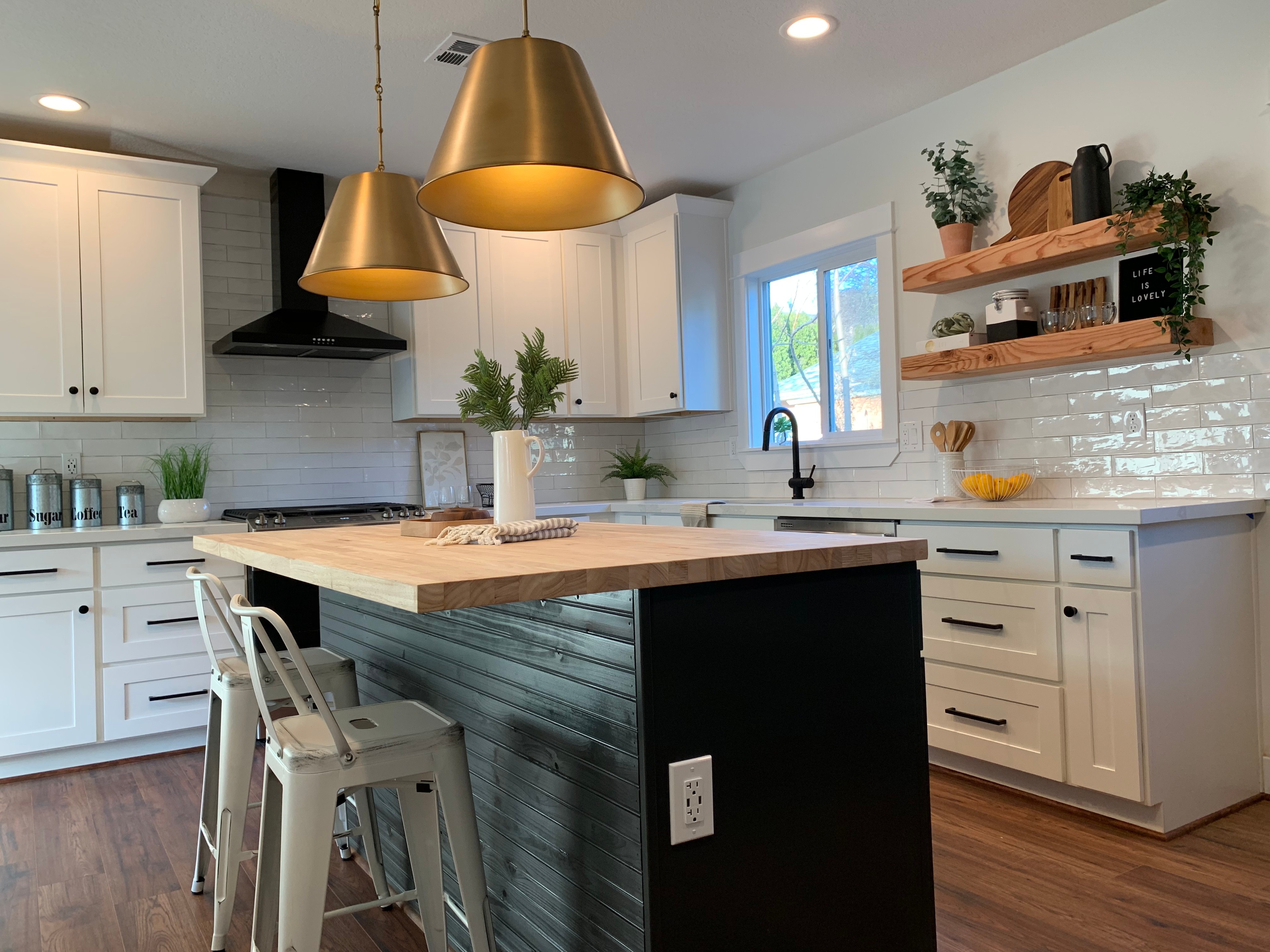 Kitchen remodeling project photo 6