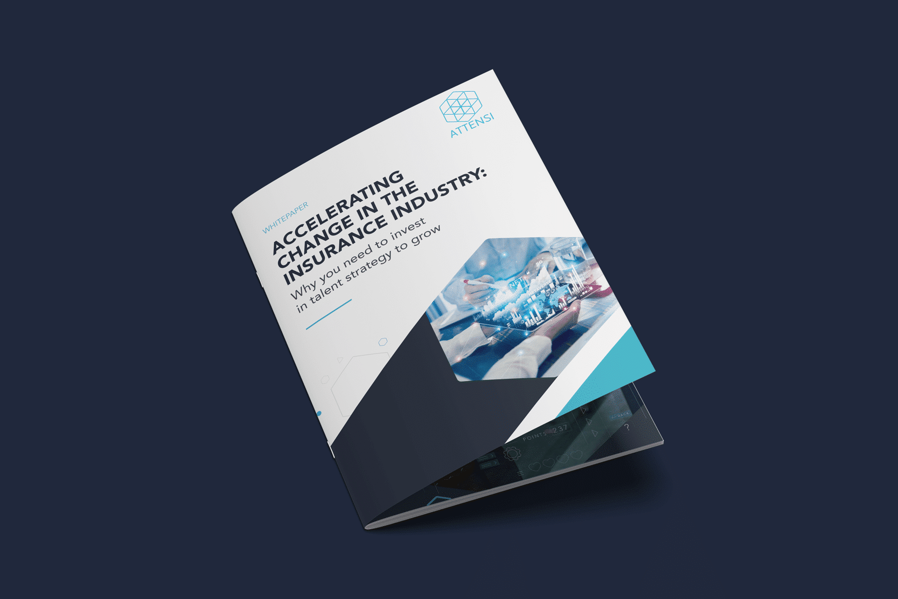 Attensi-Whitepaper „Accelerating change in the insurance industry“, Cover einer gefalteten Broschüre