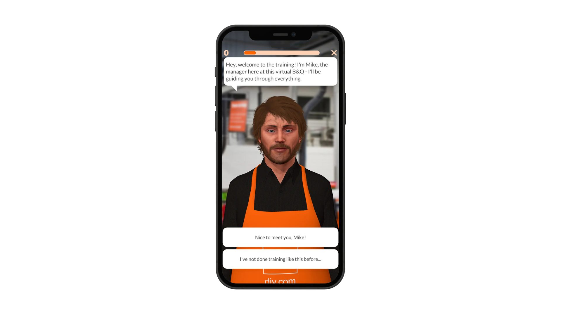 Ein Smartphone zeigt eine virtuelle Trainings-App mit einem animierten männlichen Avatar in orangefarbener Schürze, der den Nutzer als „Mike, the manager“ begrüßt.