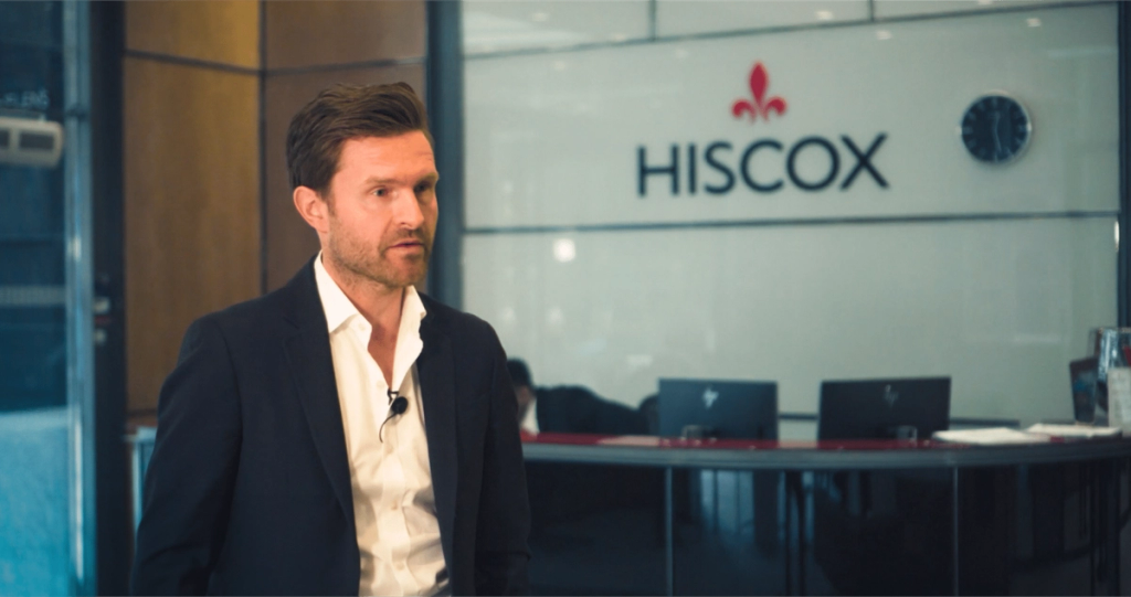 Hiscox oppnår KPI-målene sine ved å kombinere hastighet, skalerbarhet og virtuelle miljøer